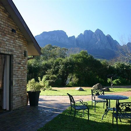 Kierie Kwaak Self Catering Villa Stellenbosch Buitenkant foto