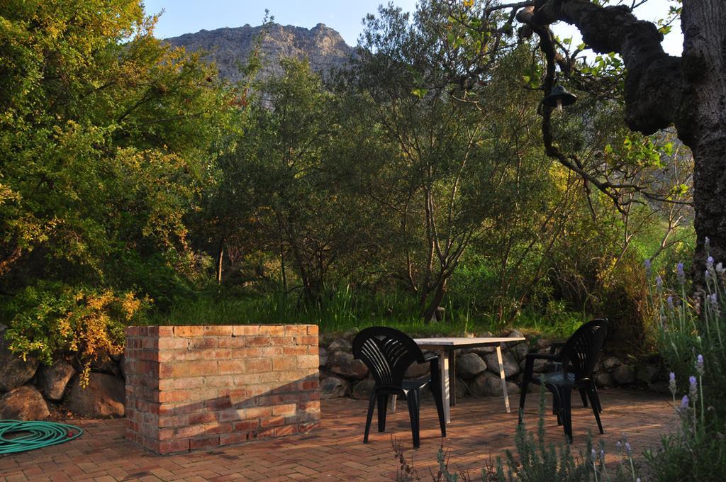 Kierie Kwaak Self Catering Villa Stellenbosch Buitenkant foto