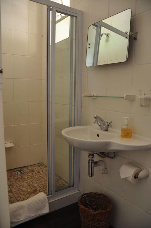Kierie Kwaak Self Catering Villa Stellenbosch Buitenkant foto